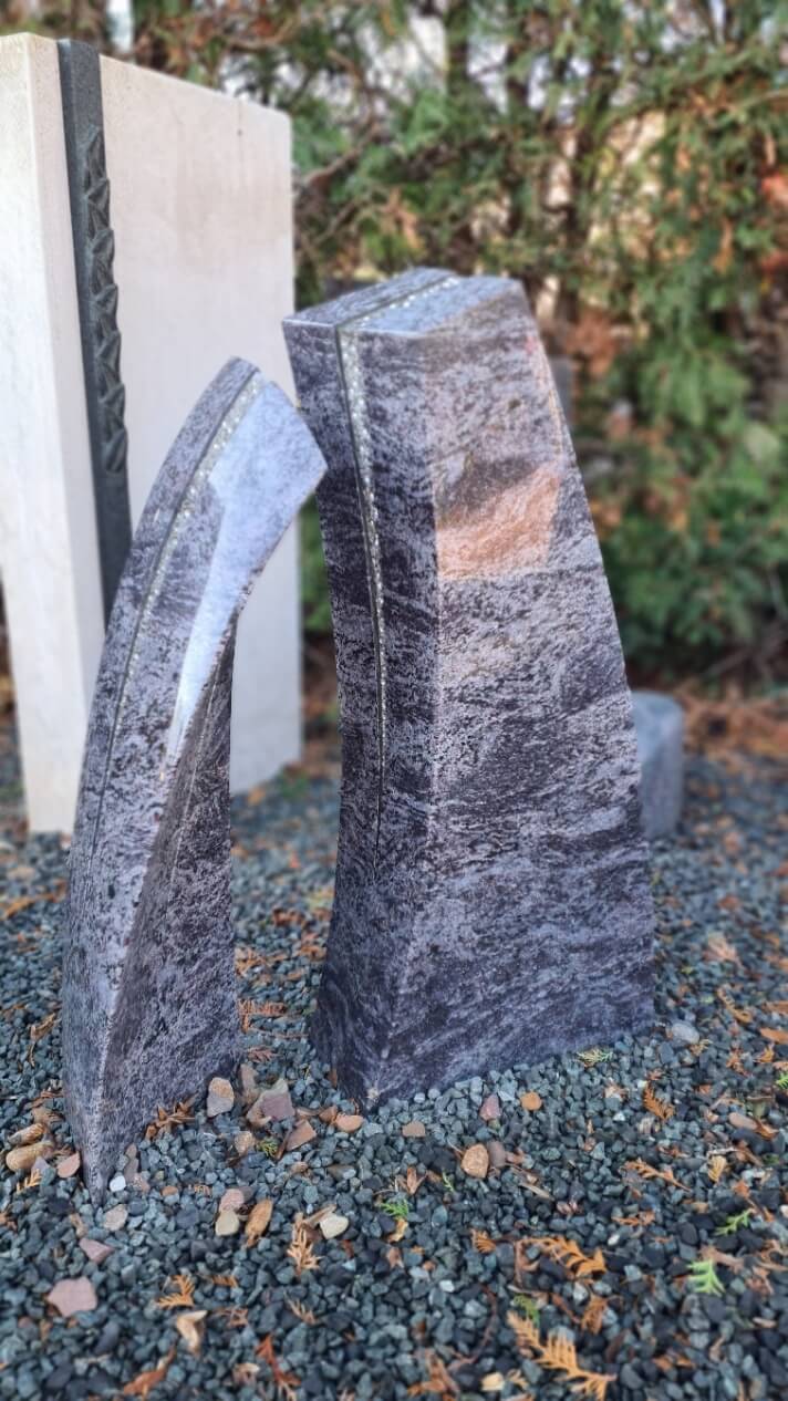 Urnengrab Doppelstele Orion mit Swarovski-Steinen