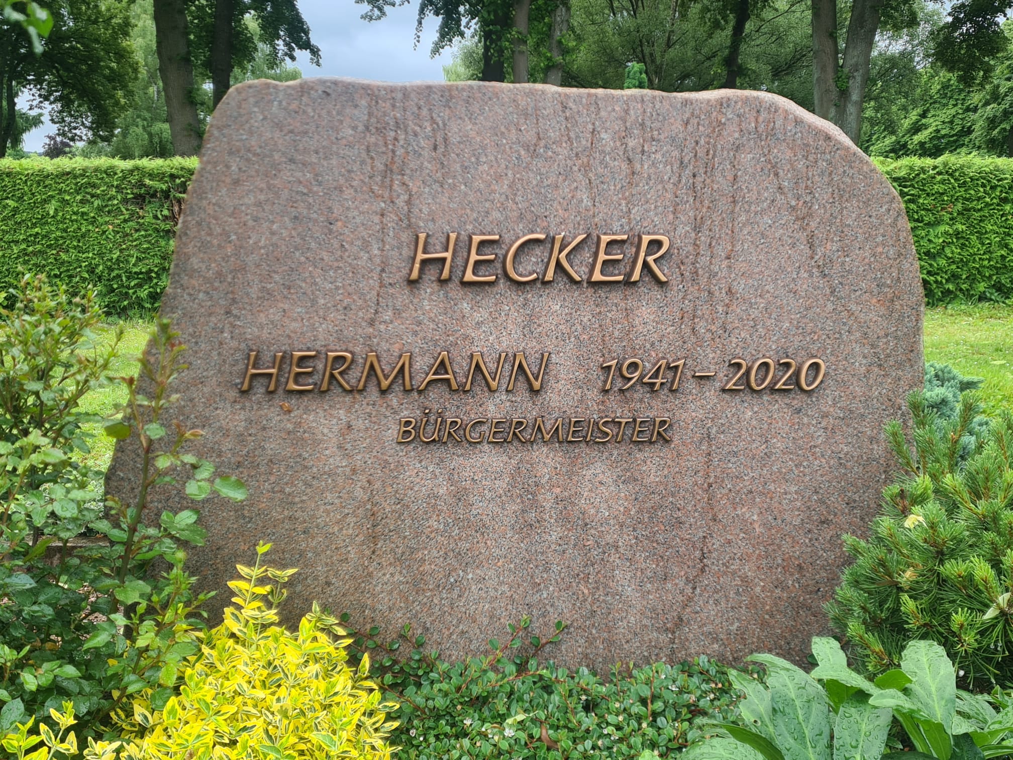 Doppelgrab Rosa Beta