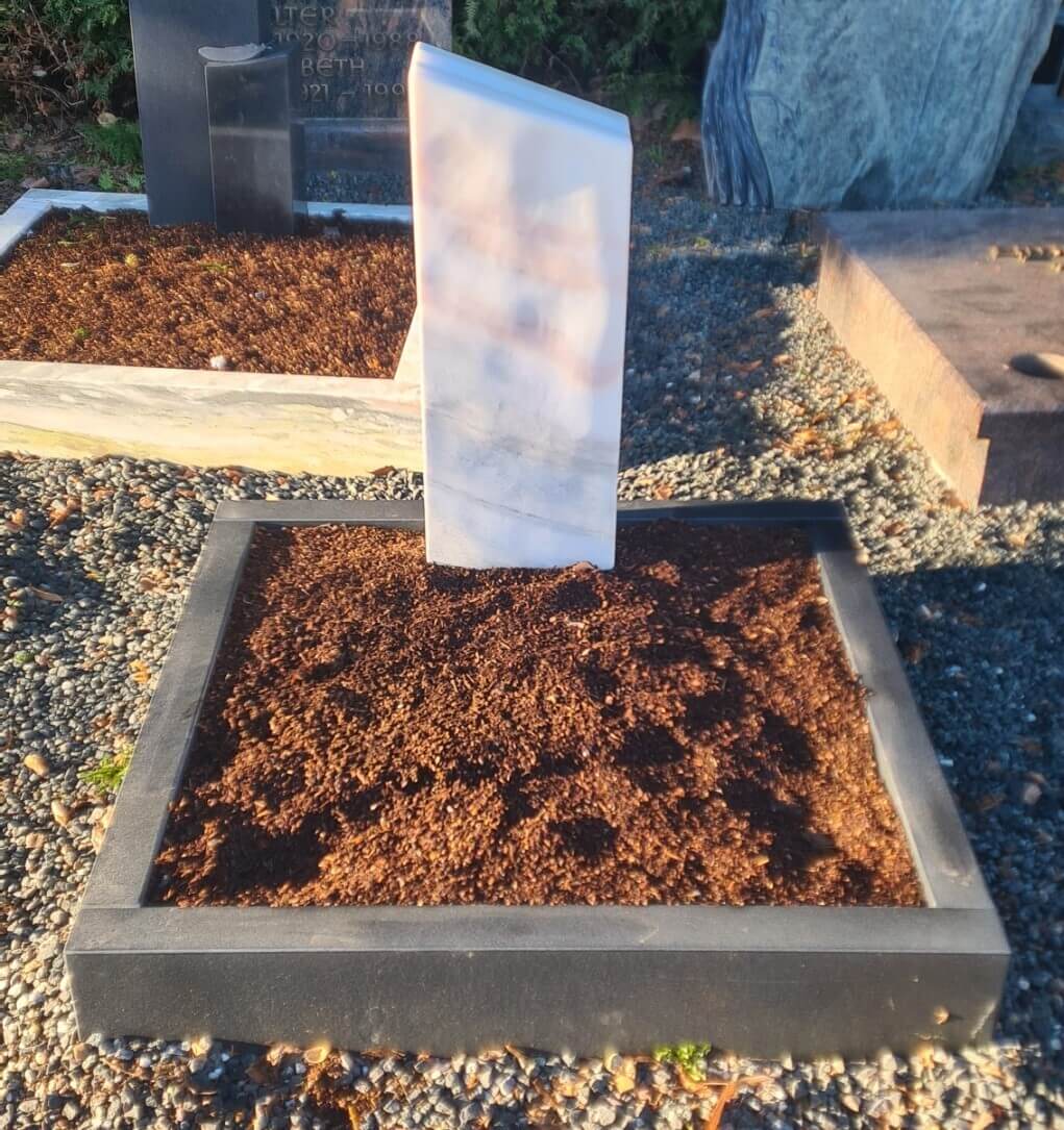 Urnengrab Estremoz Ind Black