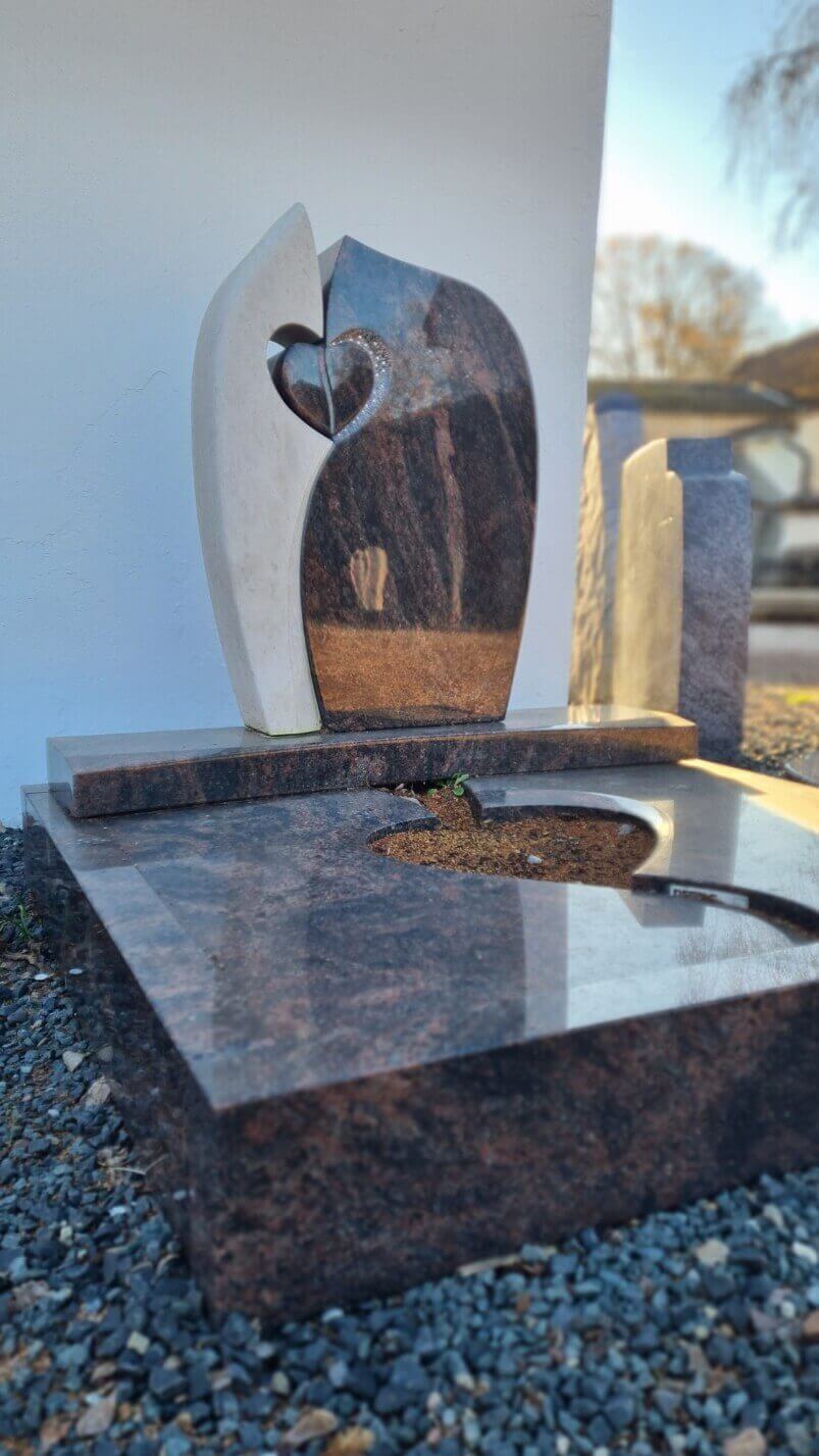 Urnengrab Kastania Ocean Beige