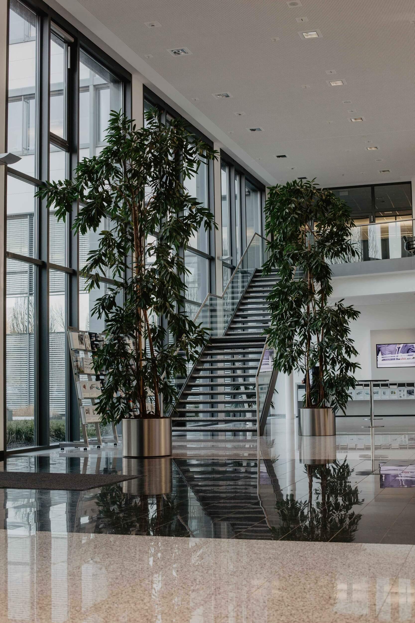 Treppe im Gewerbegebäude
