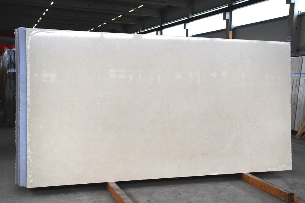 Svevo Beige Oberfläche