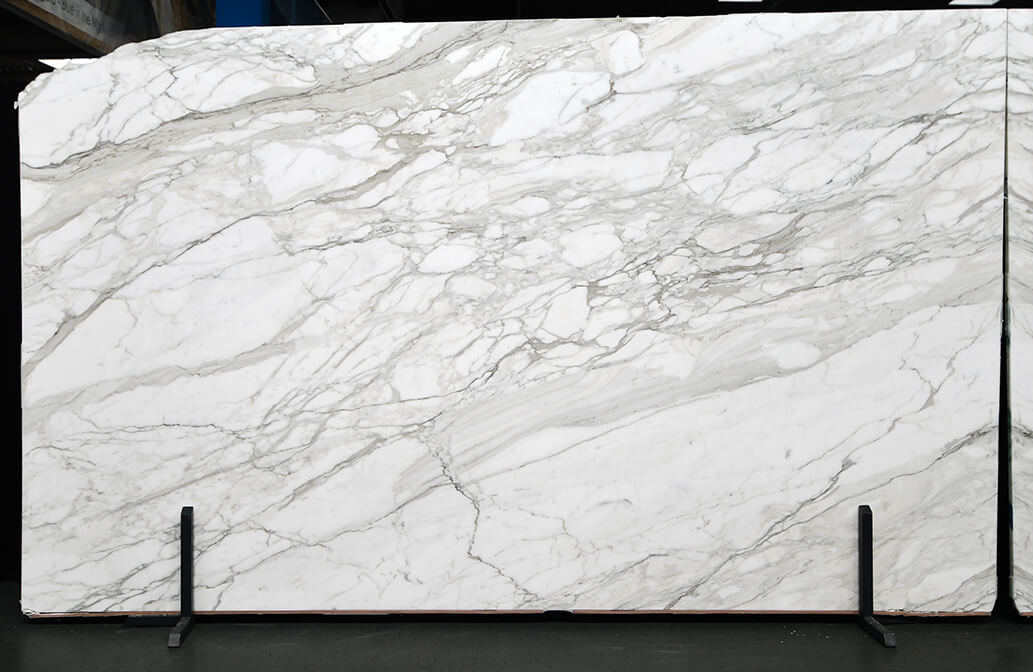 Calacatta Oro poliert